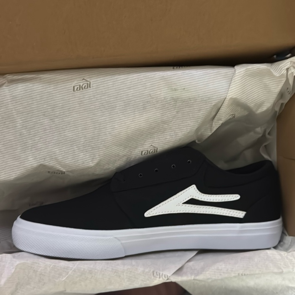 Lakai Griffin men’s size 9